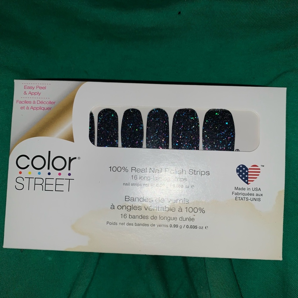 2 for $12! Color Street Holidaze nail polish strips NIB